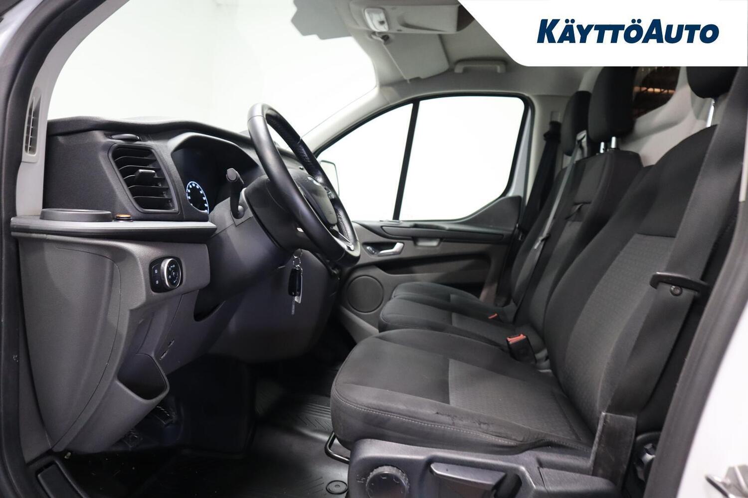 Ford Transit Custom vaihtoauto