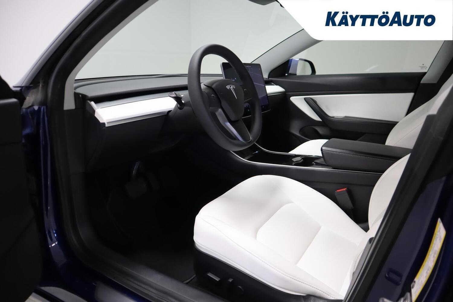 Tesla Model 3 vaihtoauto