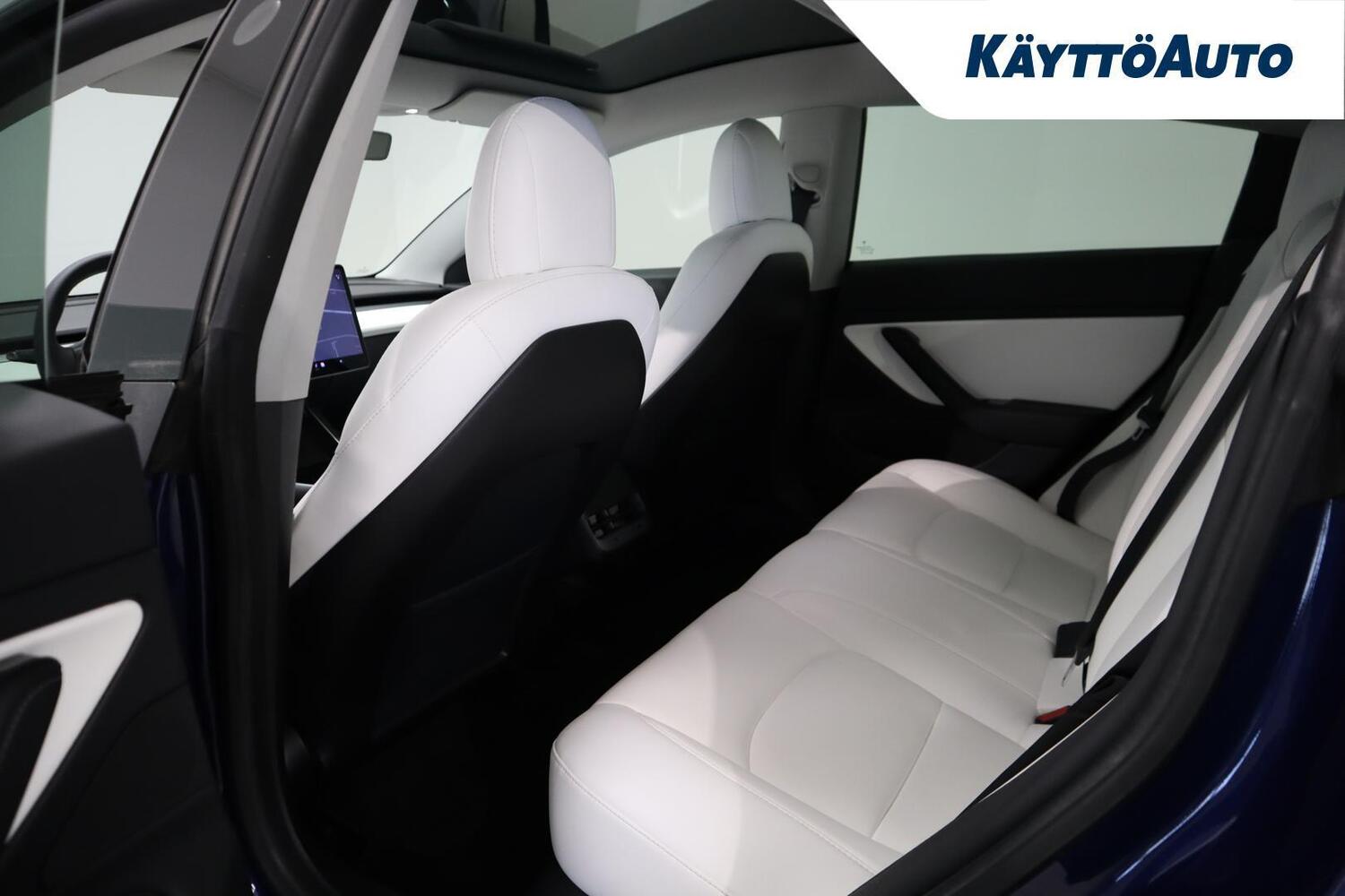Tesla Model 3 vaihtoauto