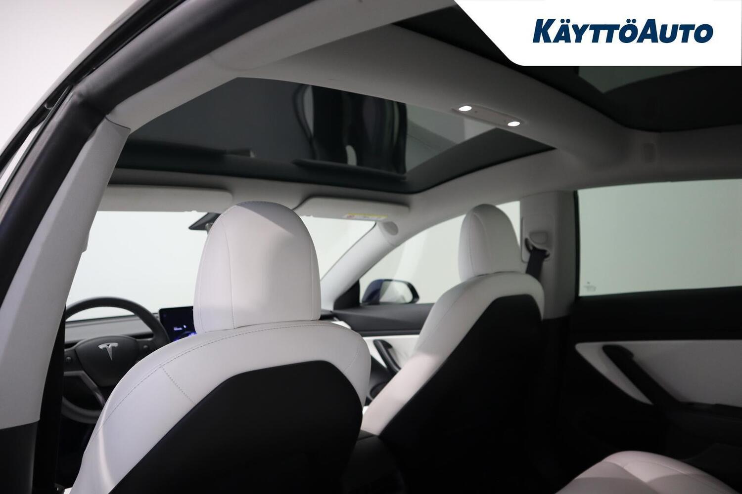 Tesla Model 3 vaihtoauto