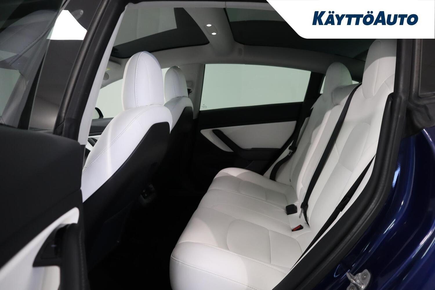 Tesla Model 3 vaihtoauto