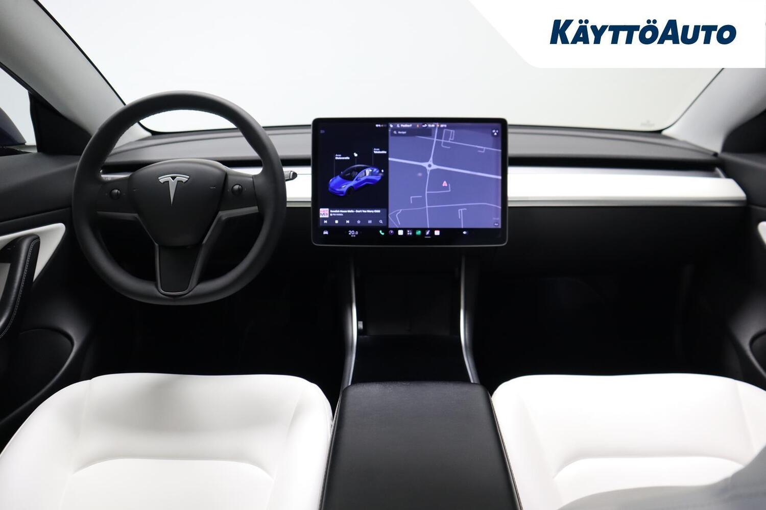 Tesla Model 3 vaihtoauto