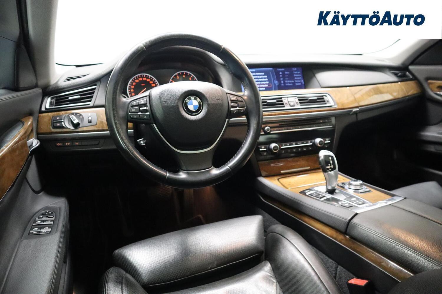 BMW 750 vaihtoauto