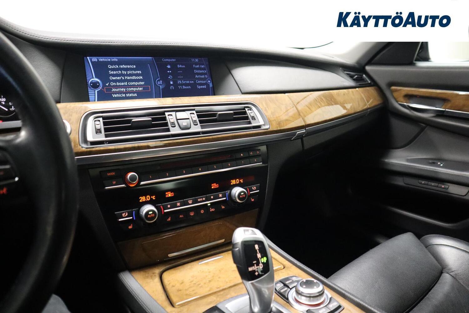 BMW 750 vaihtoauto