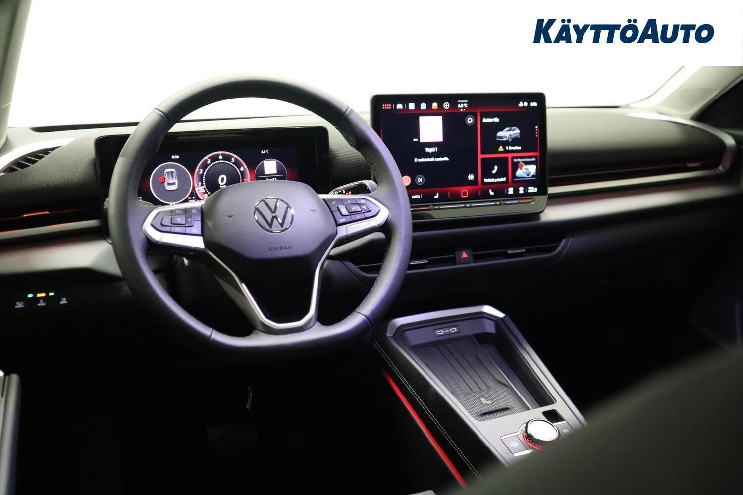 Volkswagen T-Roc vaihtoauto