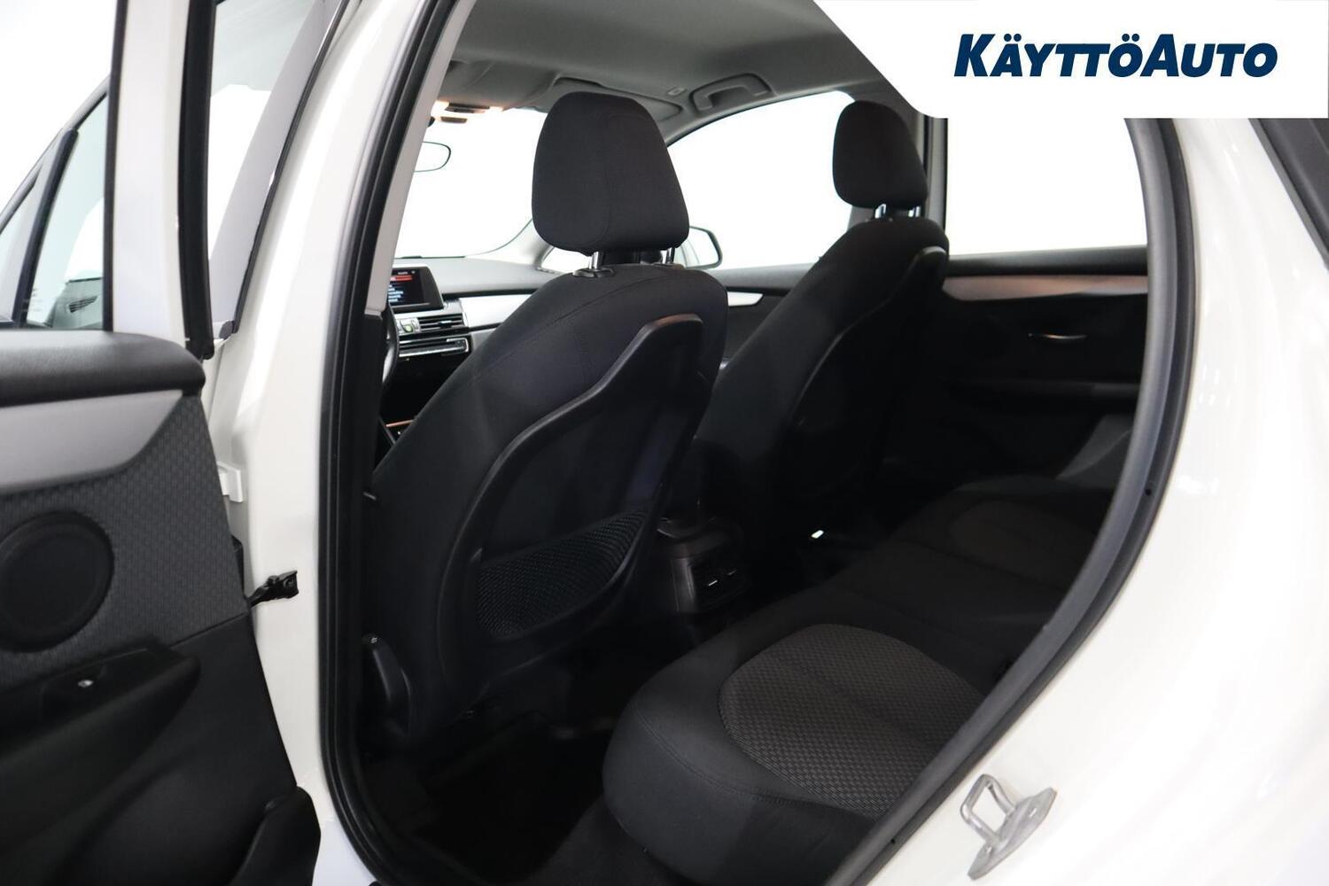 BMW 218 vaihtoauto