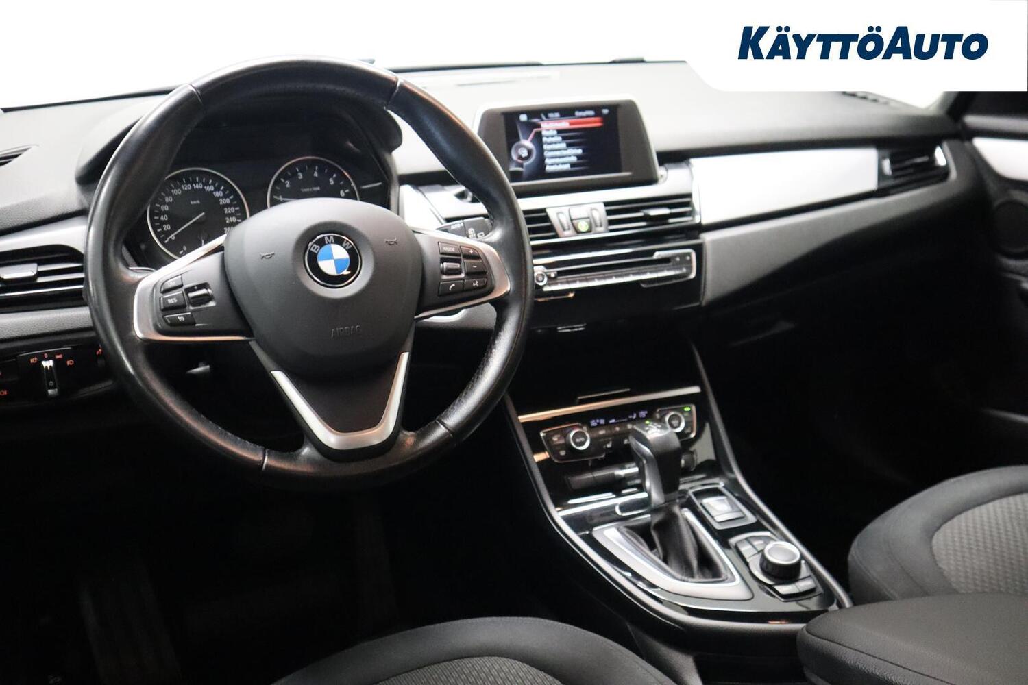 BMW 218 vaihtoauto