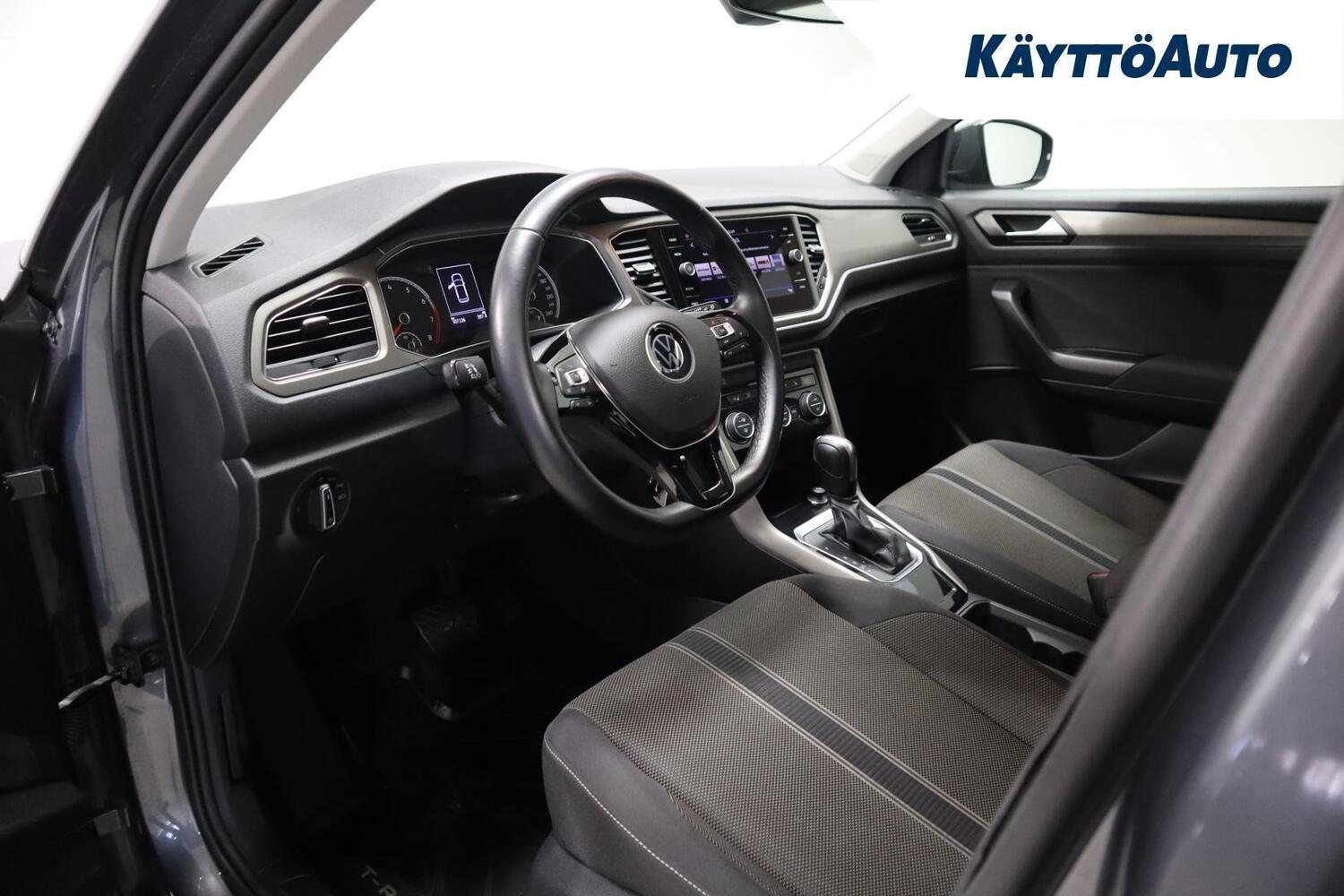 Volkswagen T-Roc vaihtoauto