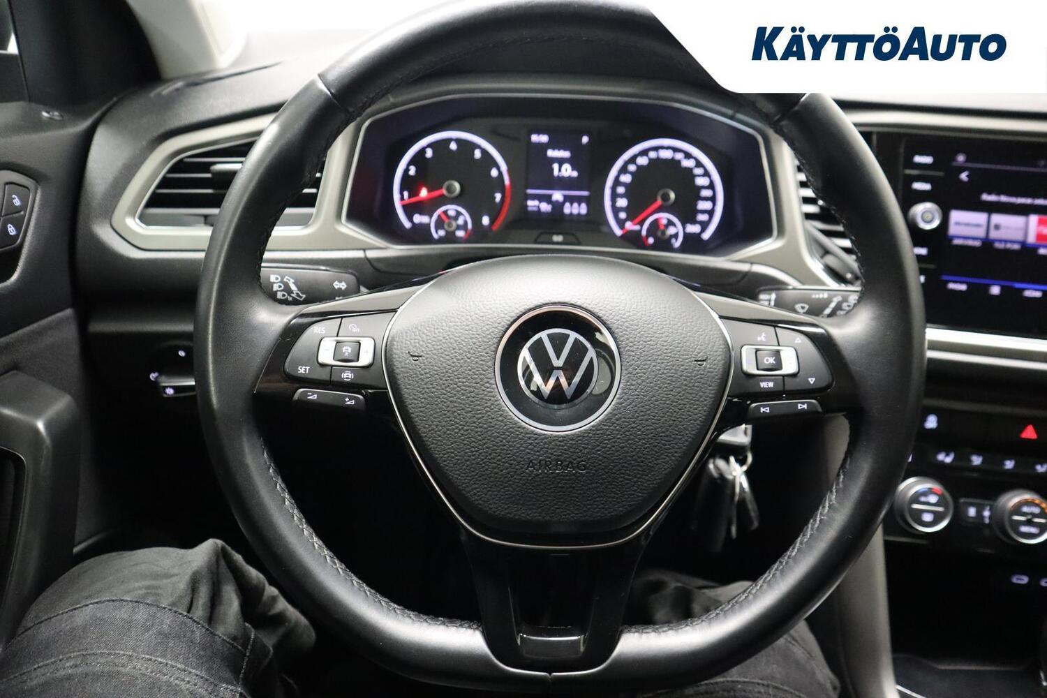Volkswagen T-Roc vaihtoauto