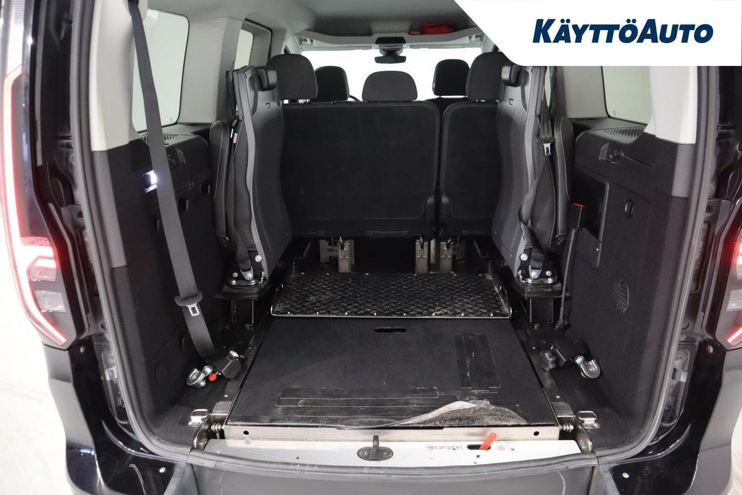 Volkswagen Caddy Maxi vaihtoauto