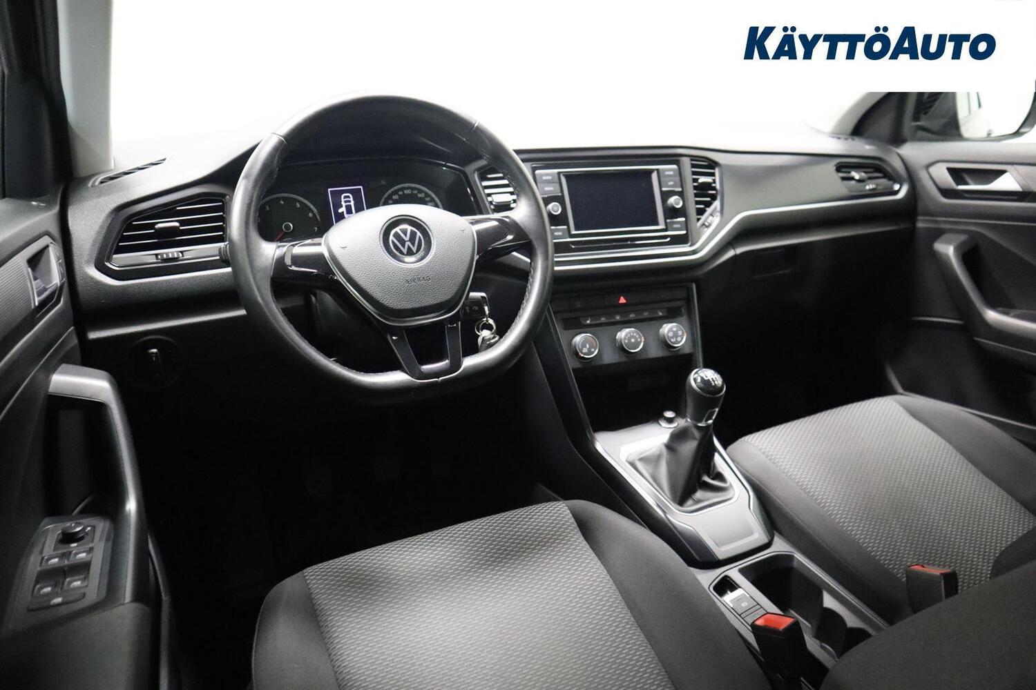 Volkswagen T-Roc vaihtoauto
