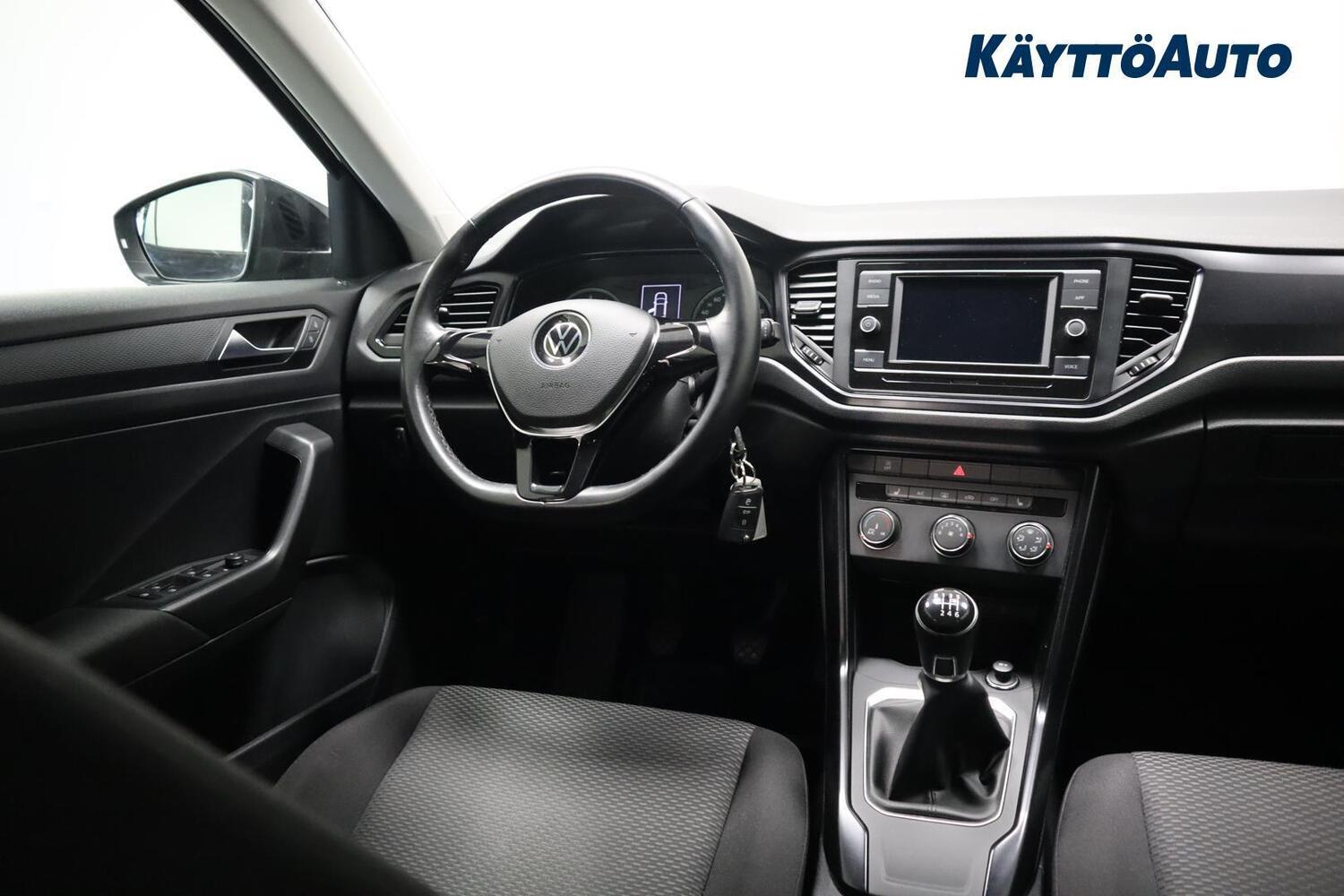 Volkswagen T-Roc vaihtoauto