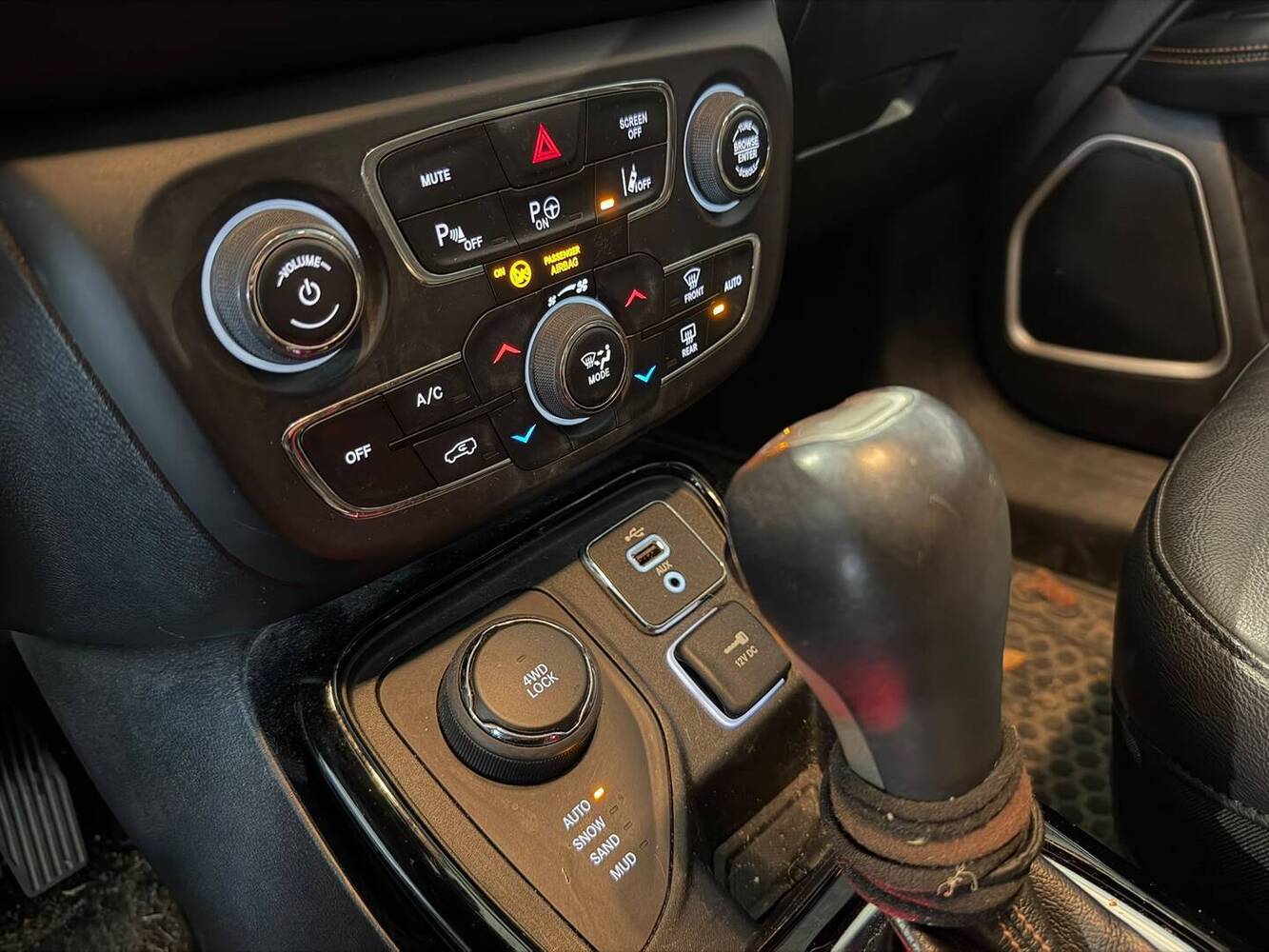 Jeep Compass vaihtoauto