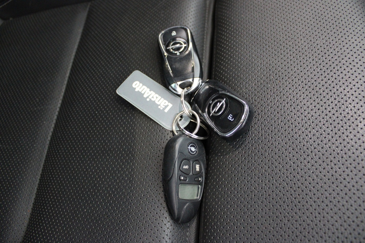 Opel Insignia vaihtoauto