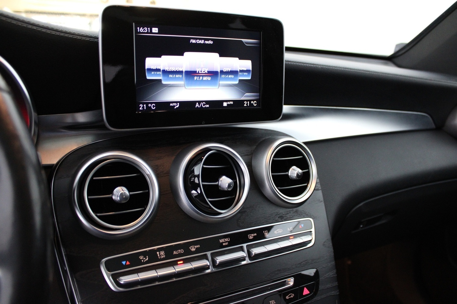 Mercedes-Benz GLC vaihtoauto