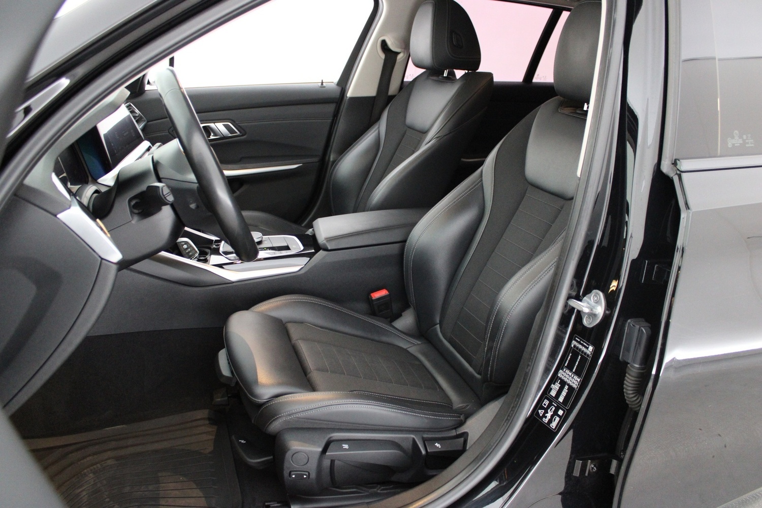 BMW 330 vaihtoauto
