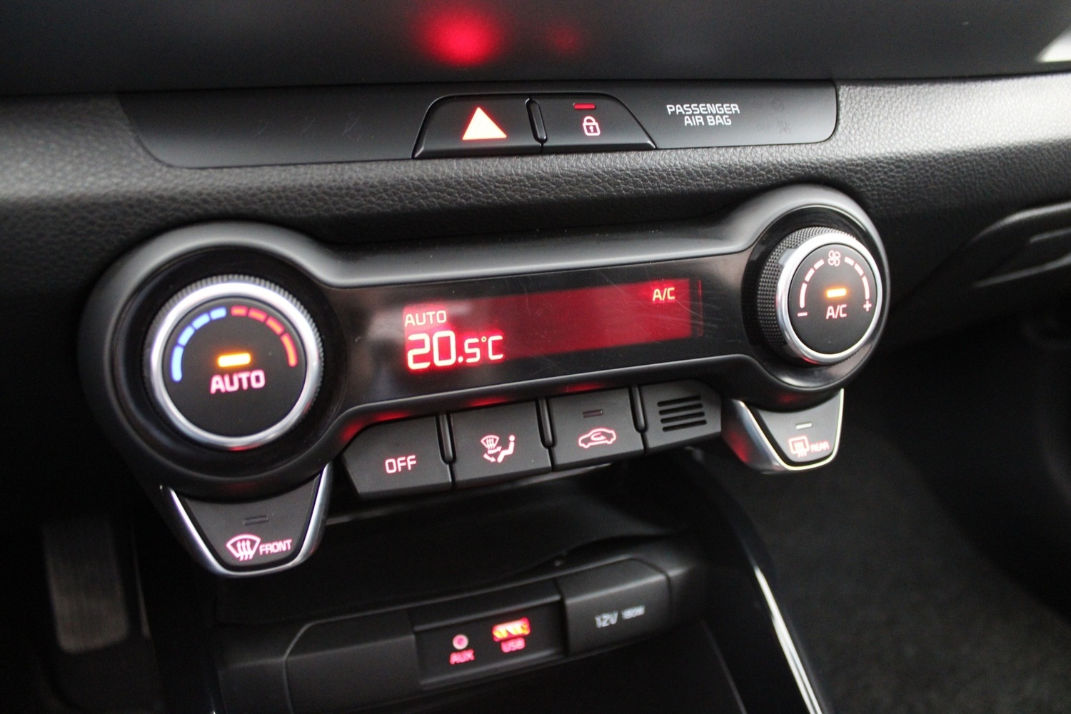 Kia Stonic vaihtoauto