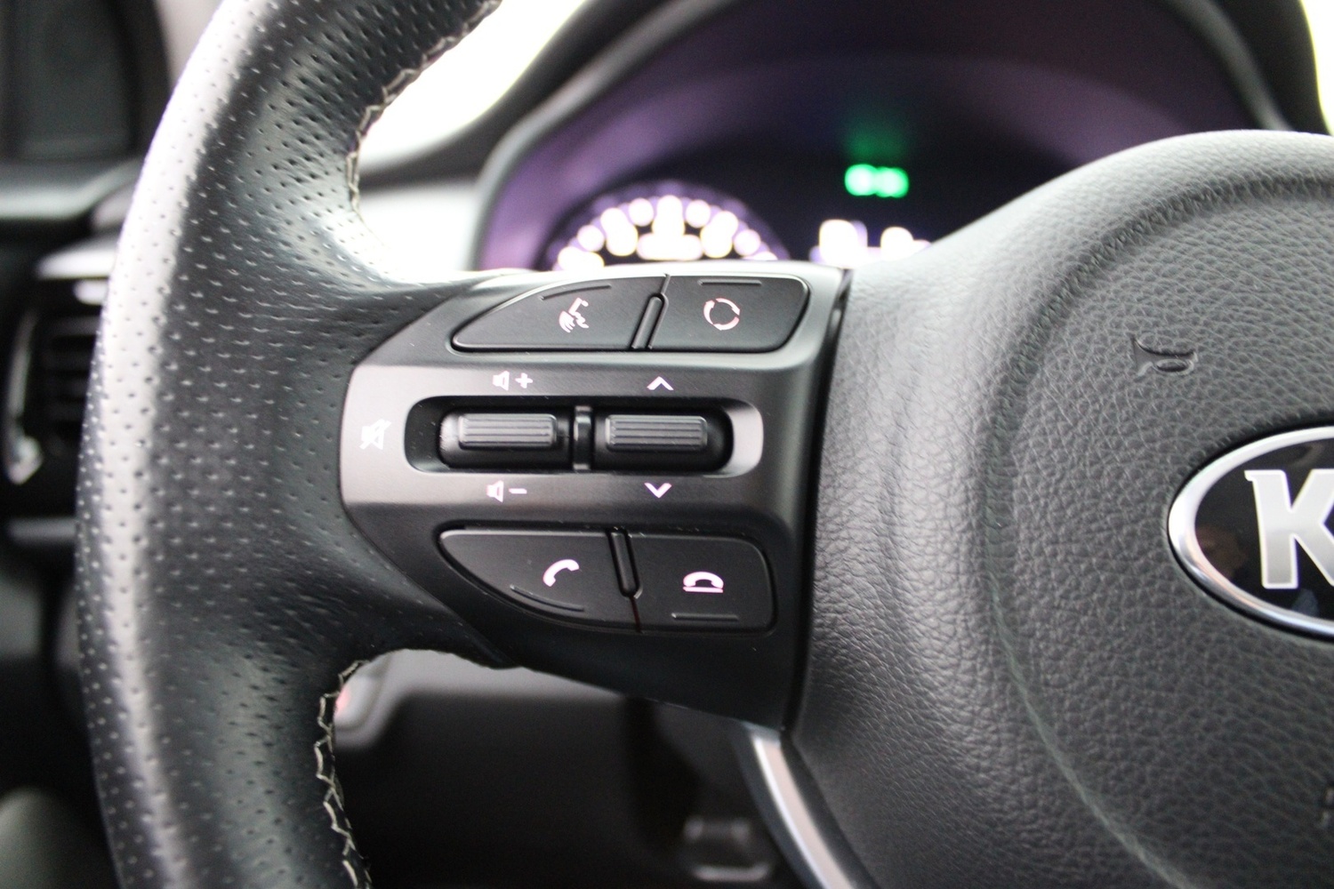 Kia Stonic vaihtoauto