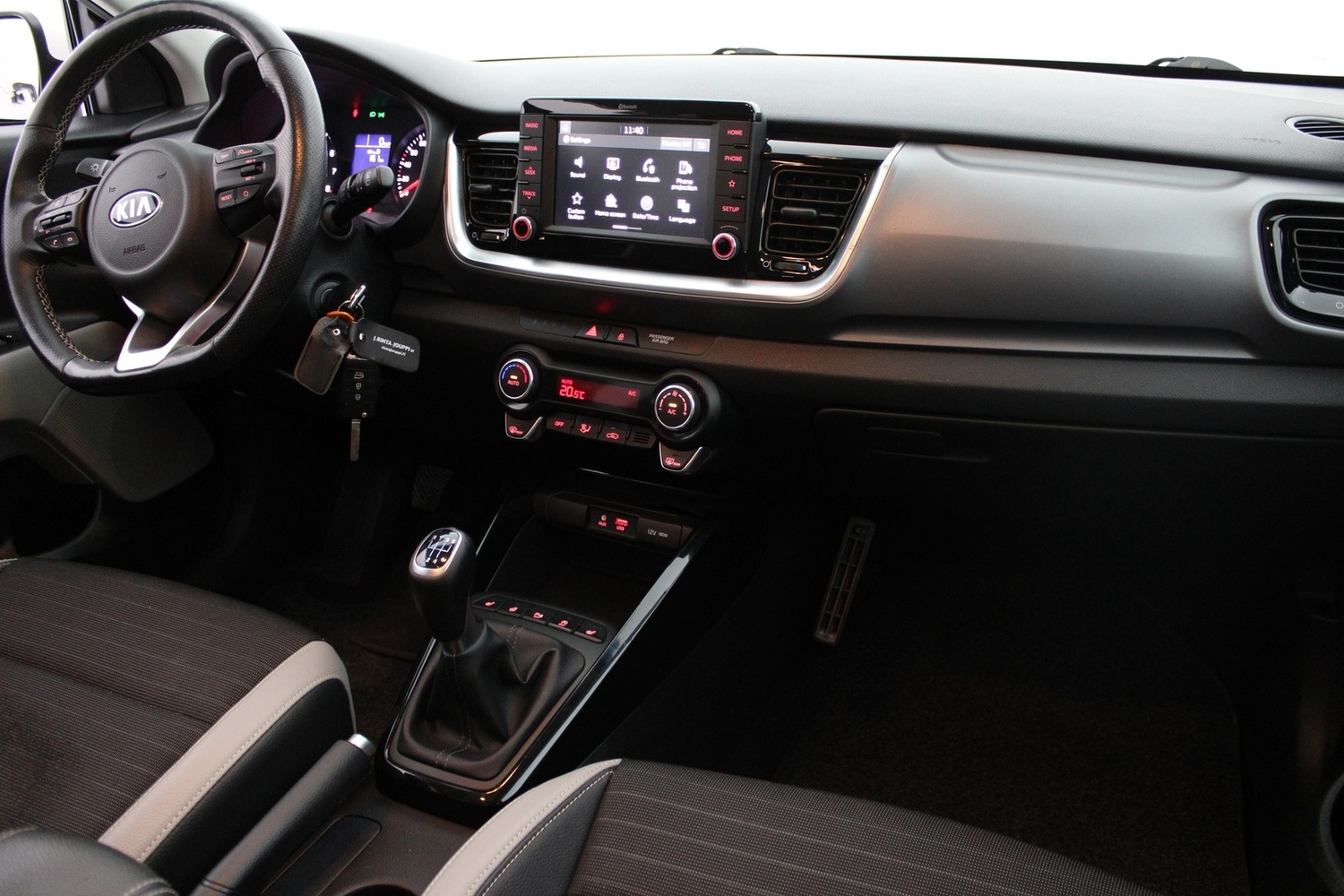 Kia Stonic vaihtoauto