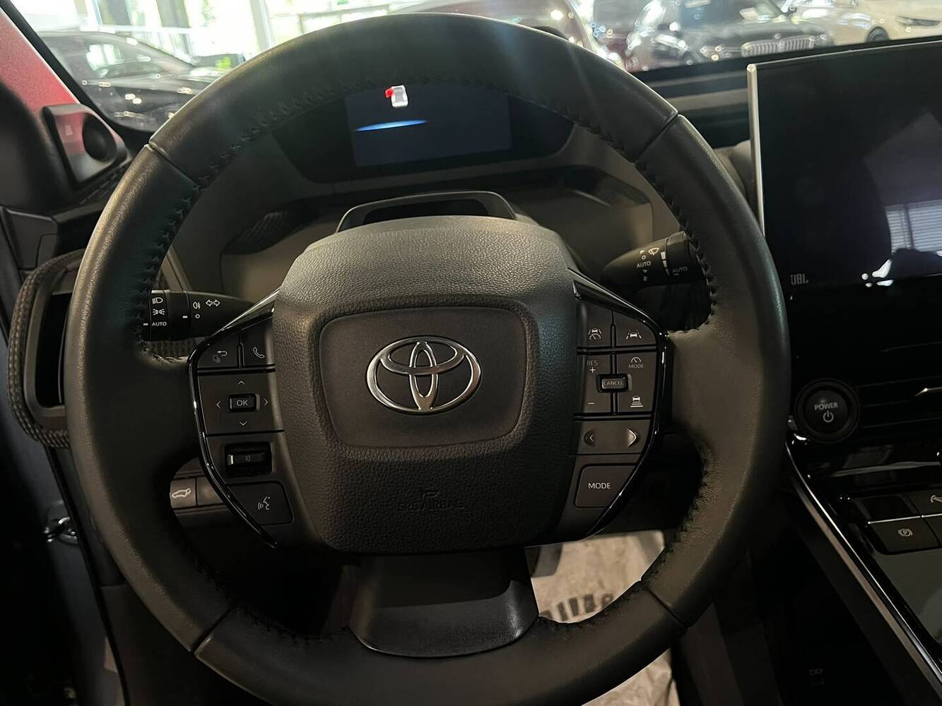 Toyota bZ4X vaihtoauto