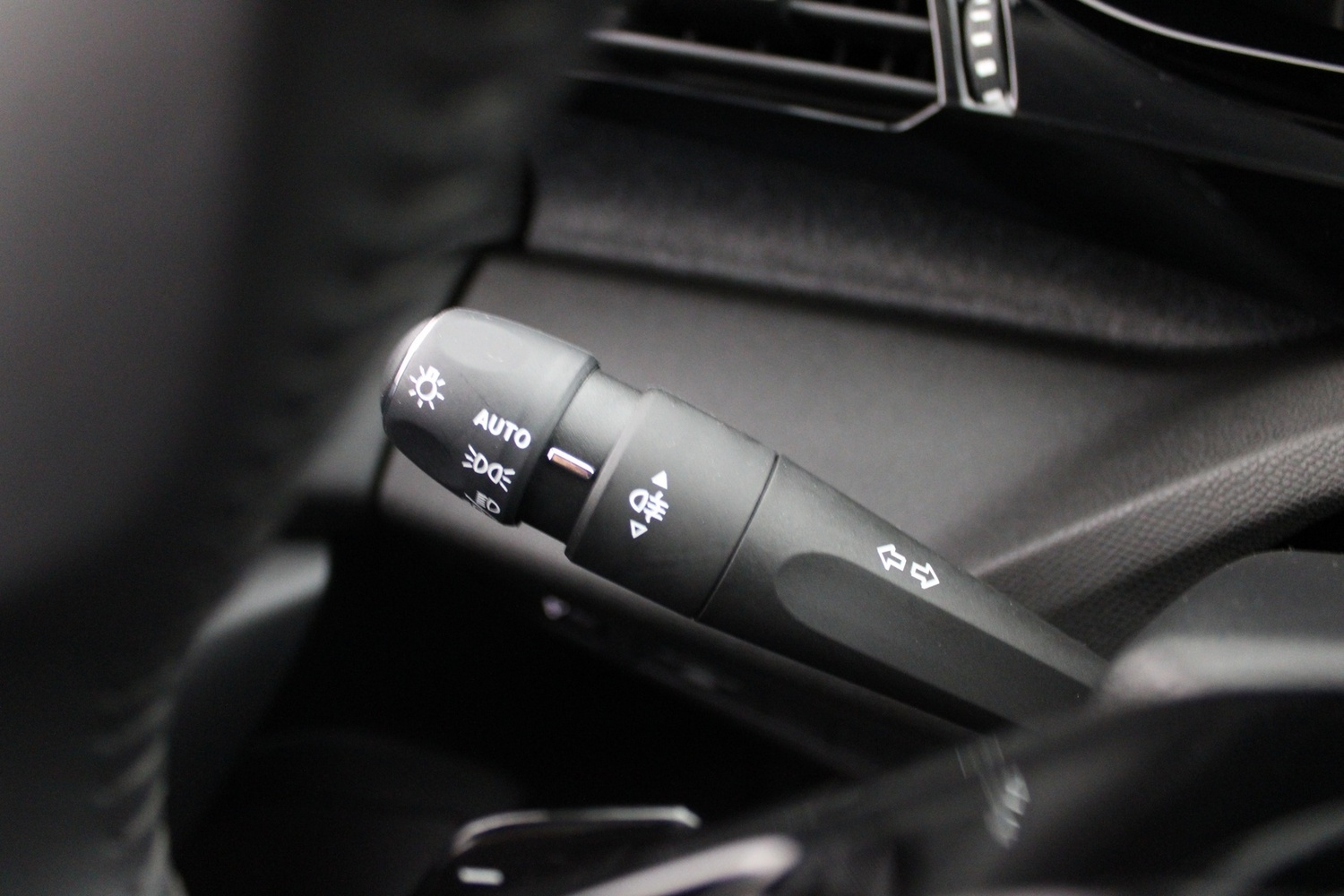 Peugeot 408 vaihtoauto