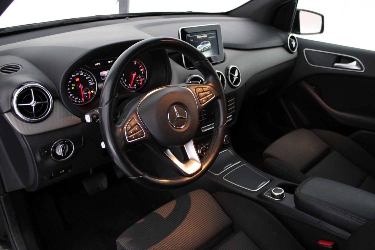 Mercedes-Benz B vaihtoauto