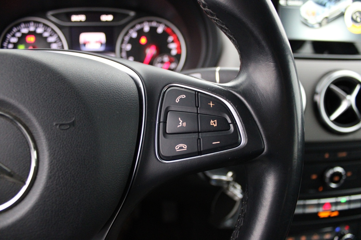 Mercedes-Benz B vaihtoauto