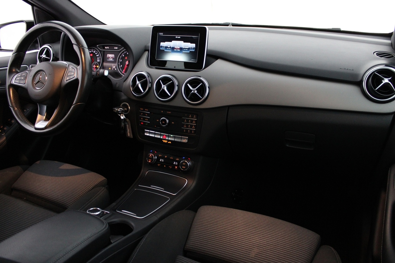 Mercedes-Benz B vaihtoauto