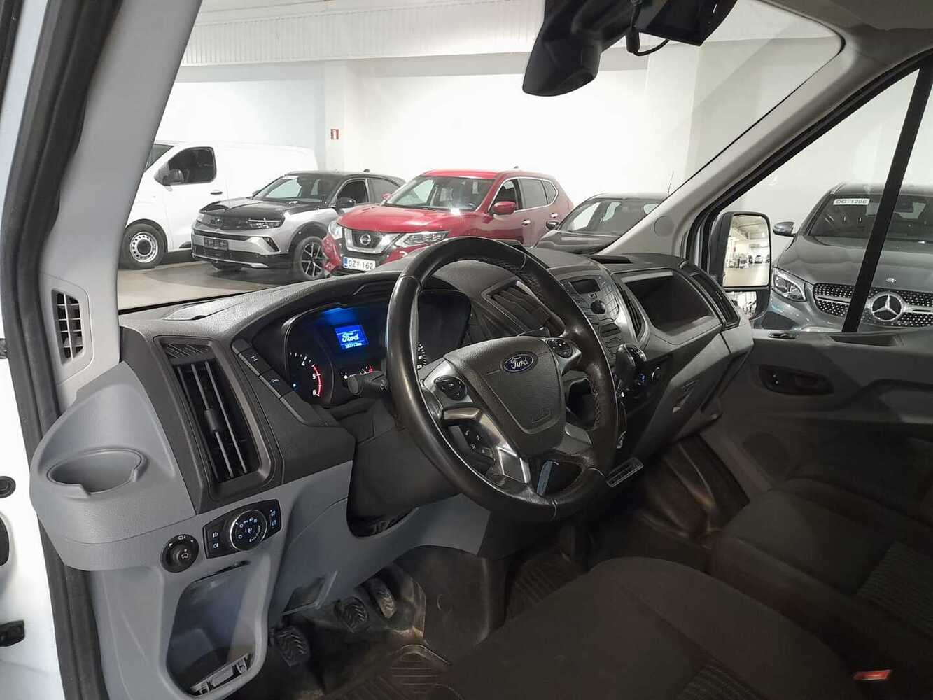 Ford Transit vaihtoauto