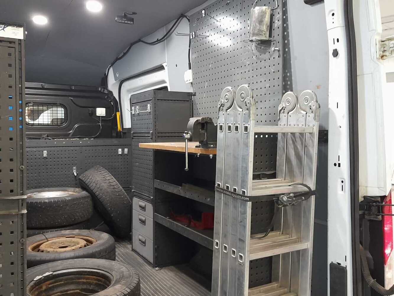 Ford Transit vaihtoauto