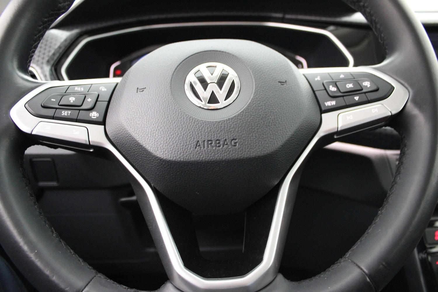 Volkswagen T-Cross vaihtoauto