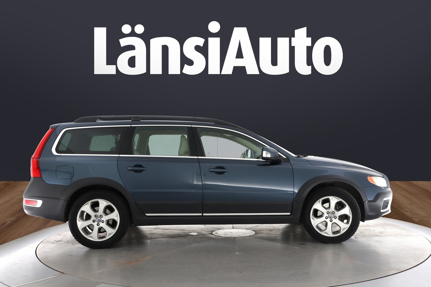 Volvo XC70 vaihtoauto