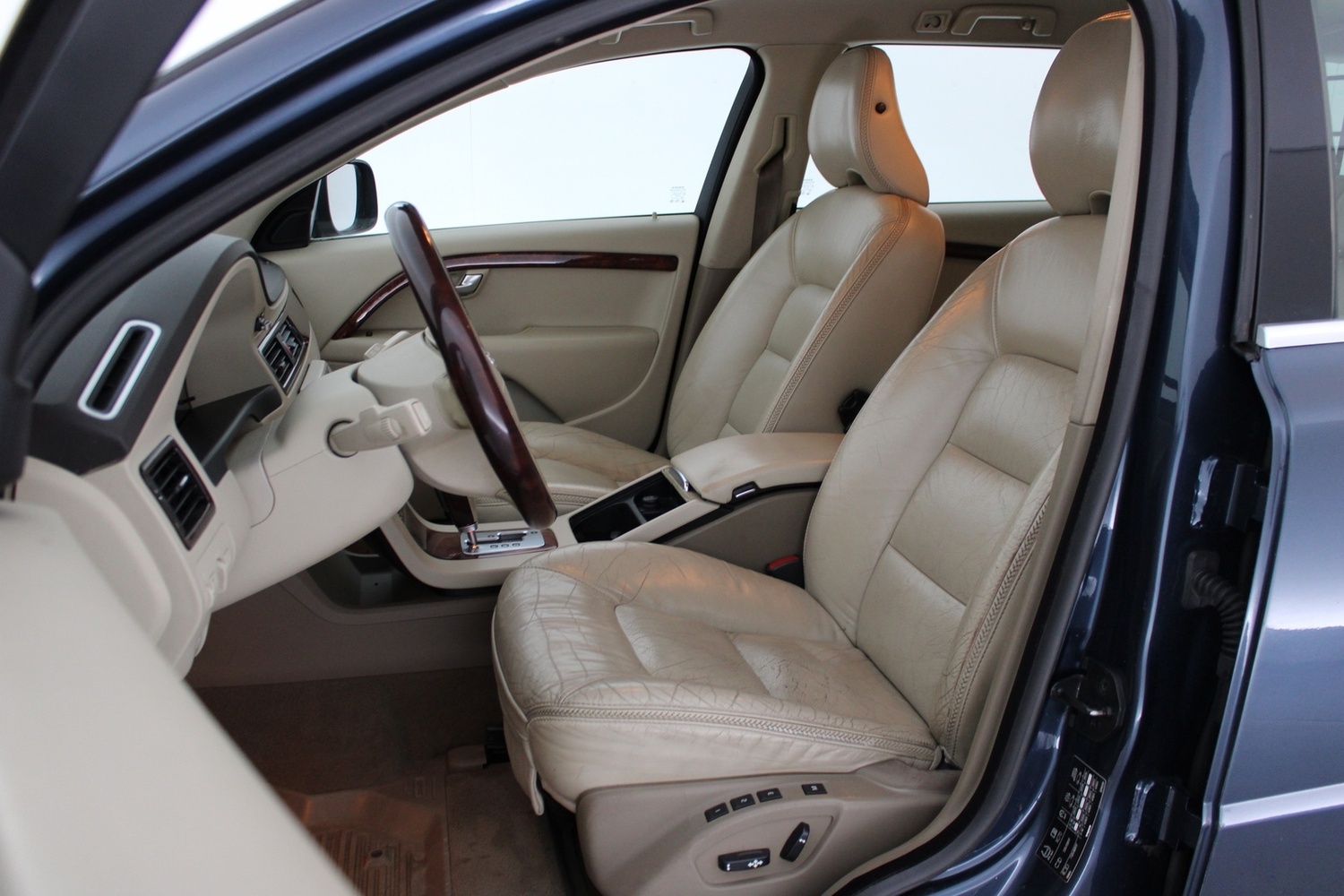 Volvo XC70 vaihtoauto