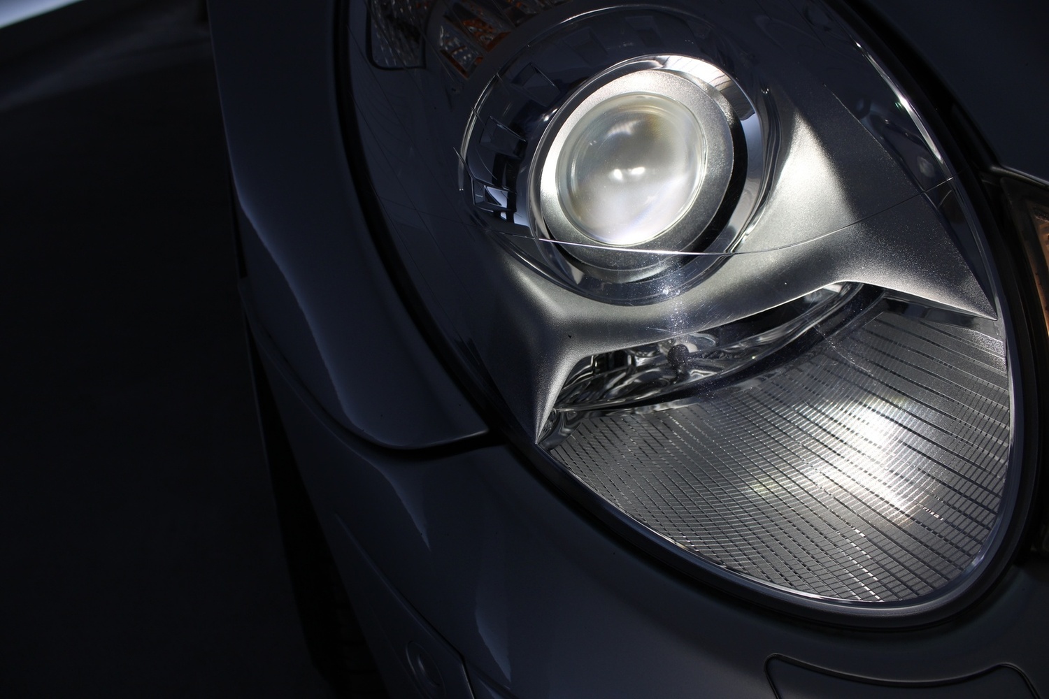 Mercedes-Benz R vaihtoauto