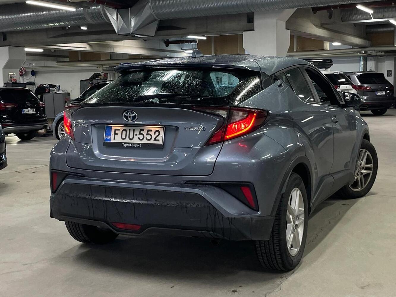 Toyota C-HR vaihtoauto