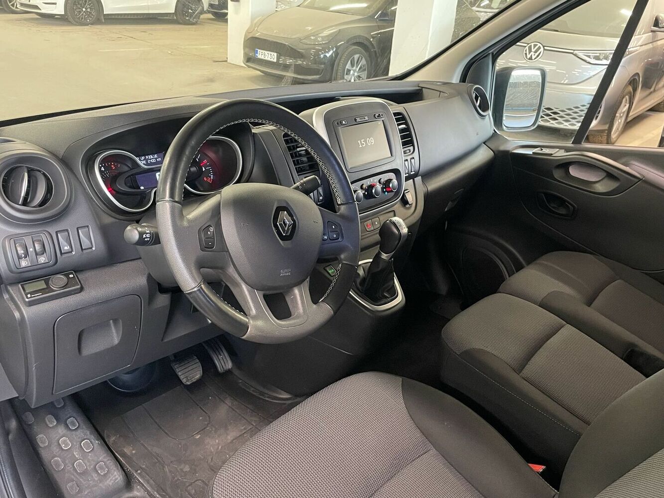 Renault Trafic vaihtoauto