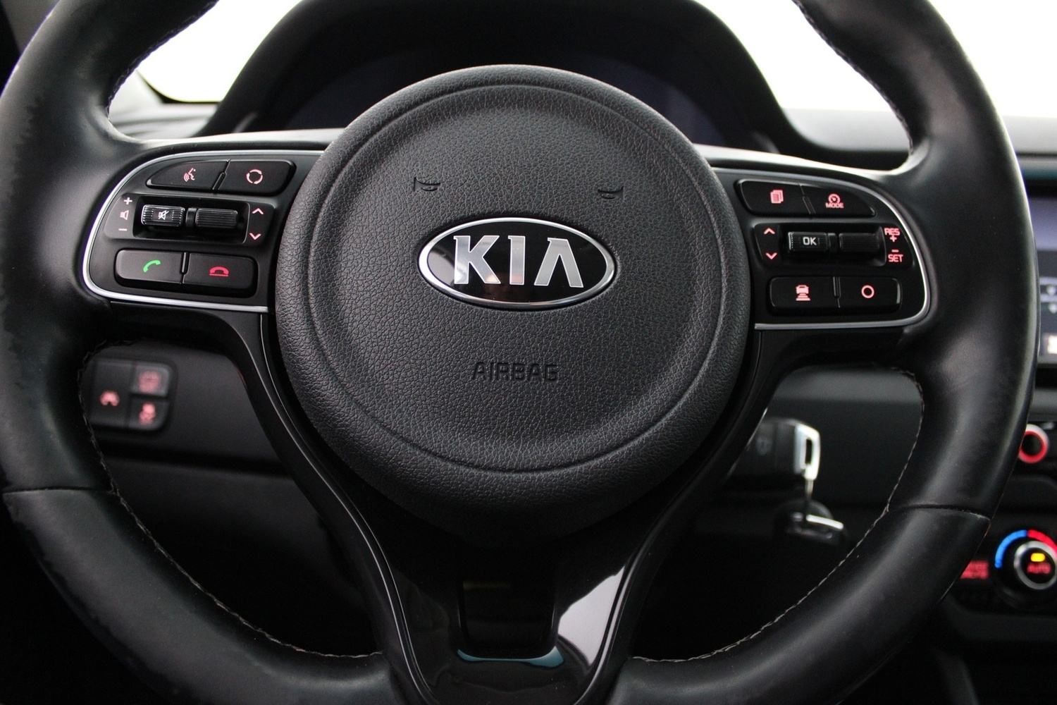 Kia Niro vaihtoauto