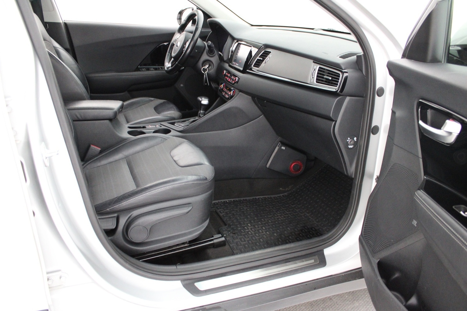 Kia Niro vaihtoauto