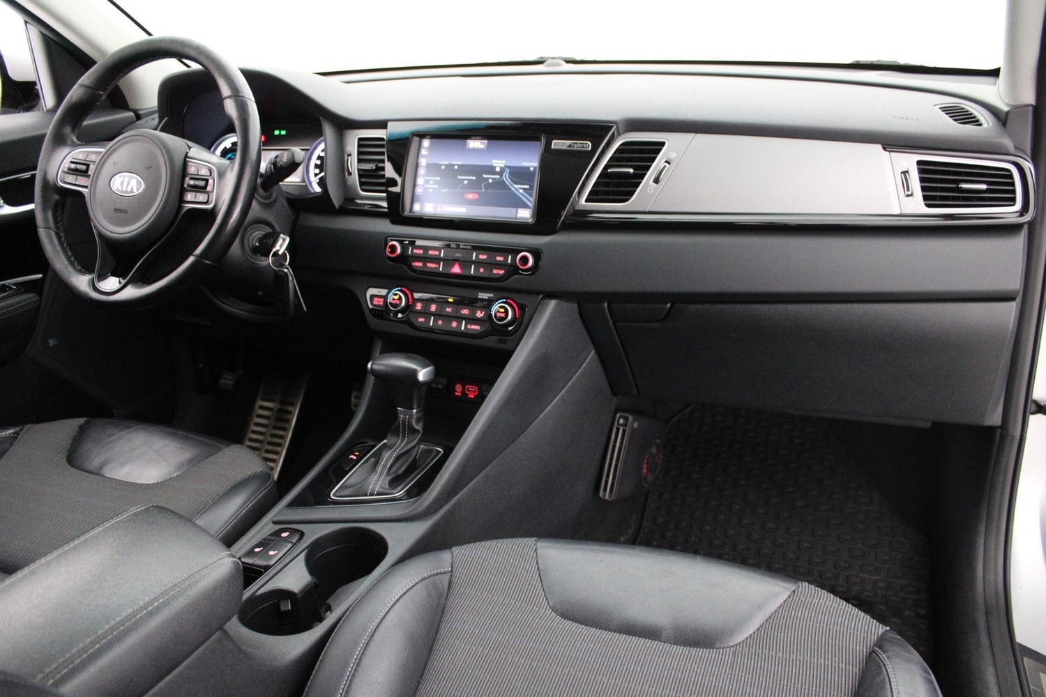 Kia Niro vaihtoauto