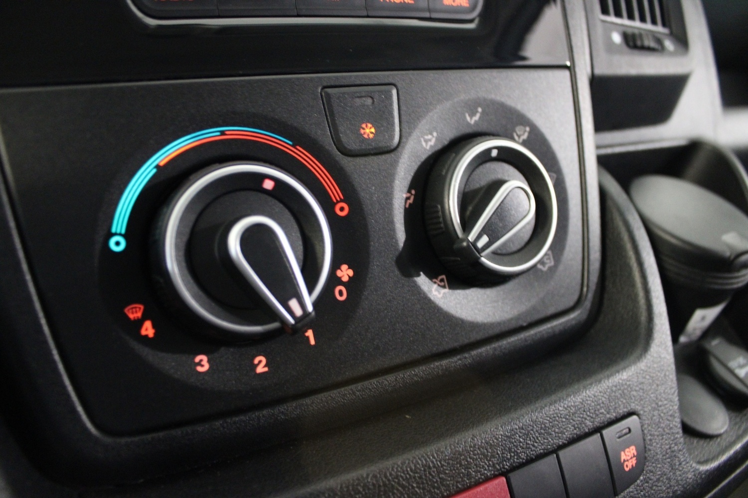 Peugeot Boxer vaihtoauto