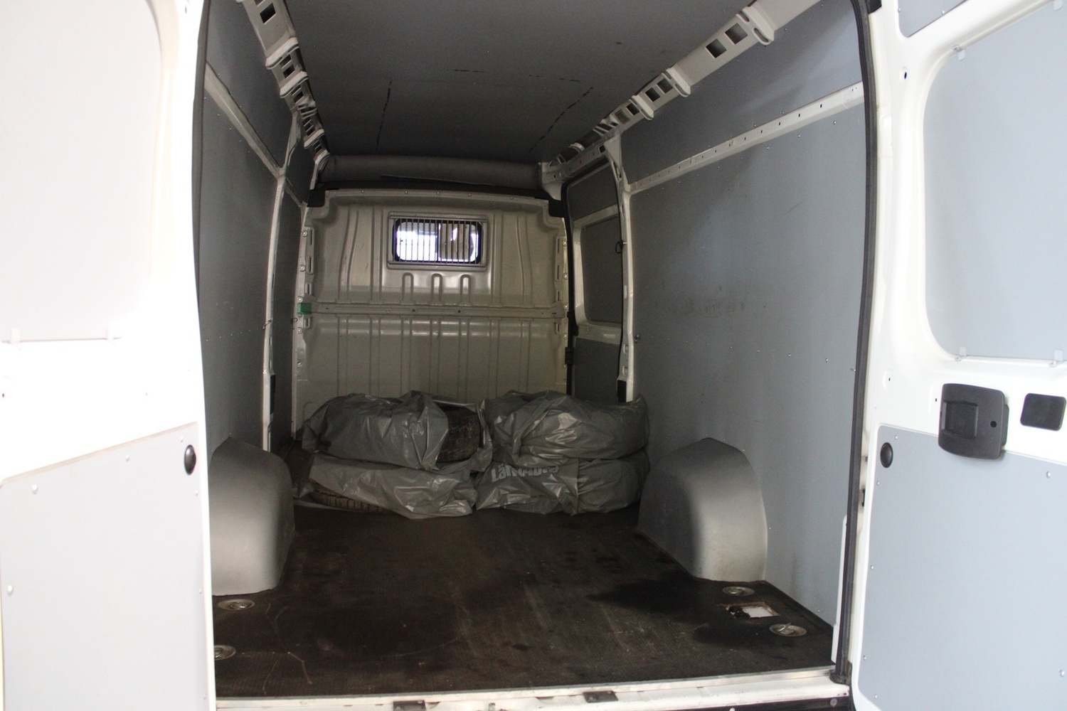 Peugeot Boxer vaihtoauto