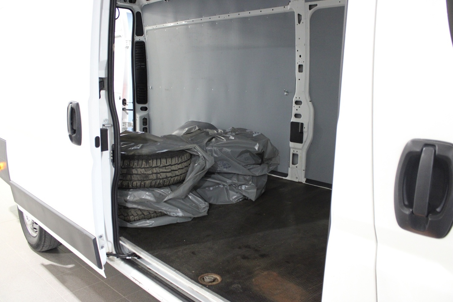 Peugeot Boxer vaihtoauto