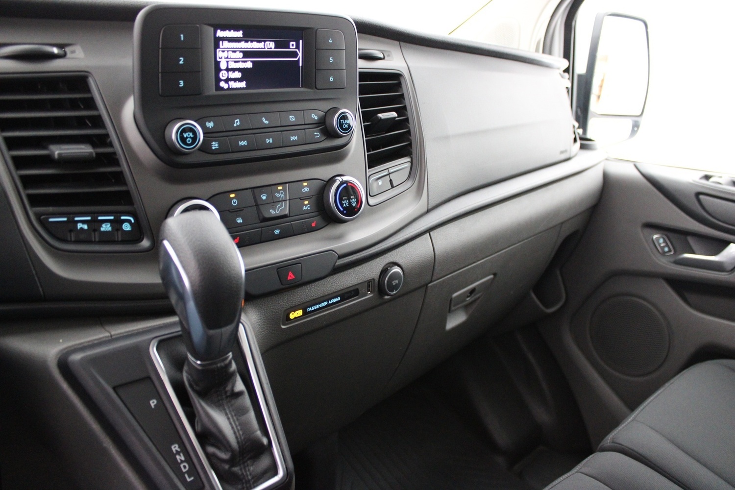 Ford Transit Custom vaihtoauto