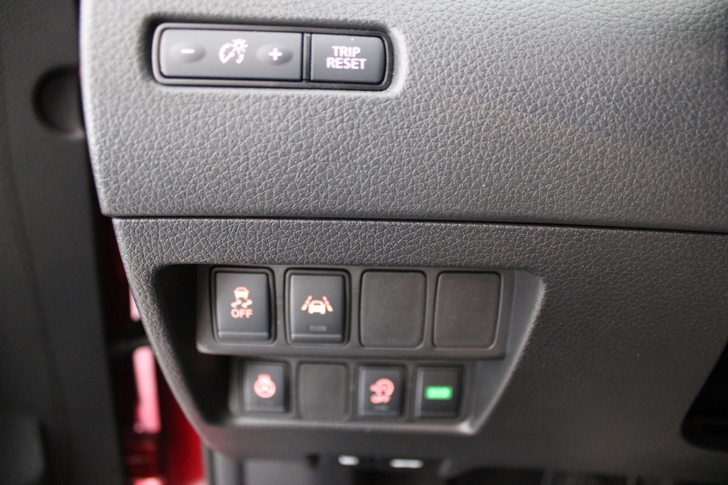 Nissan X-Trail vaihtoauto