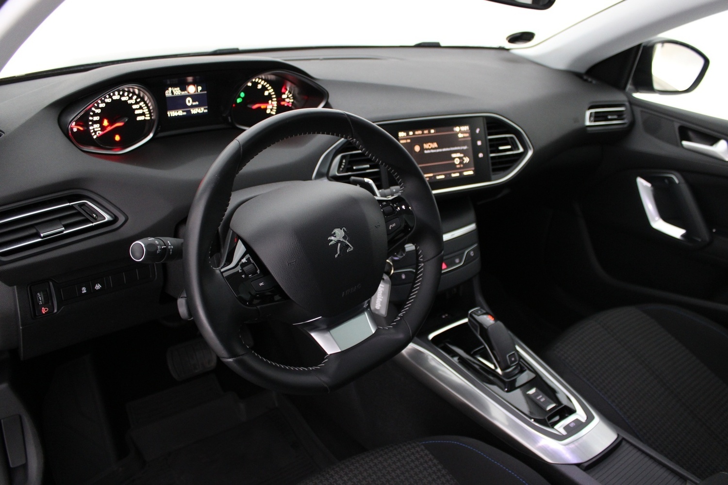 Peugeot 308 vaihtoauto