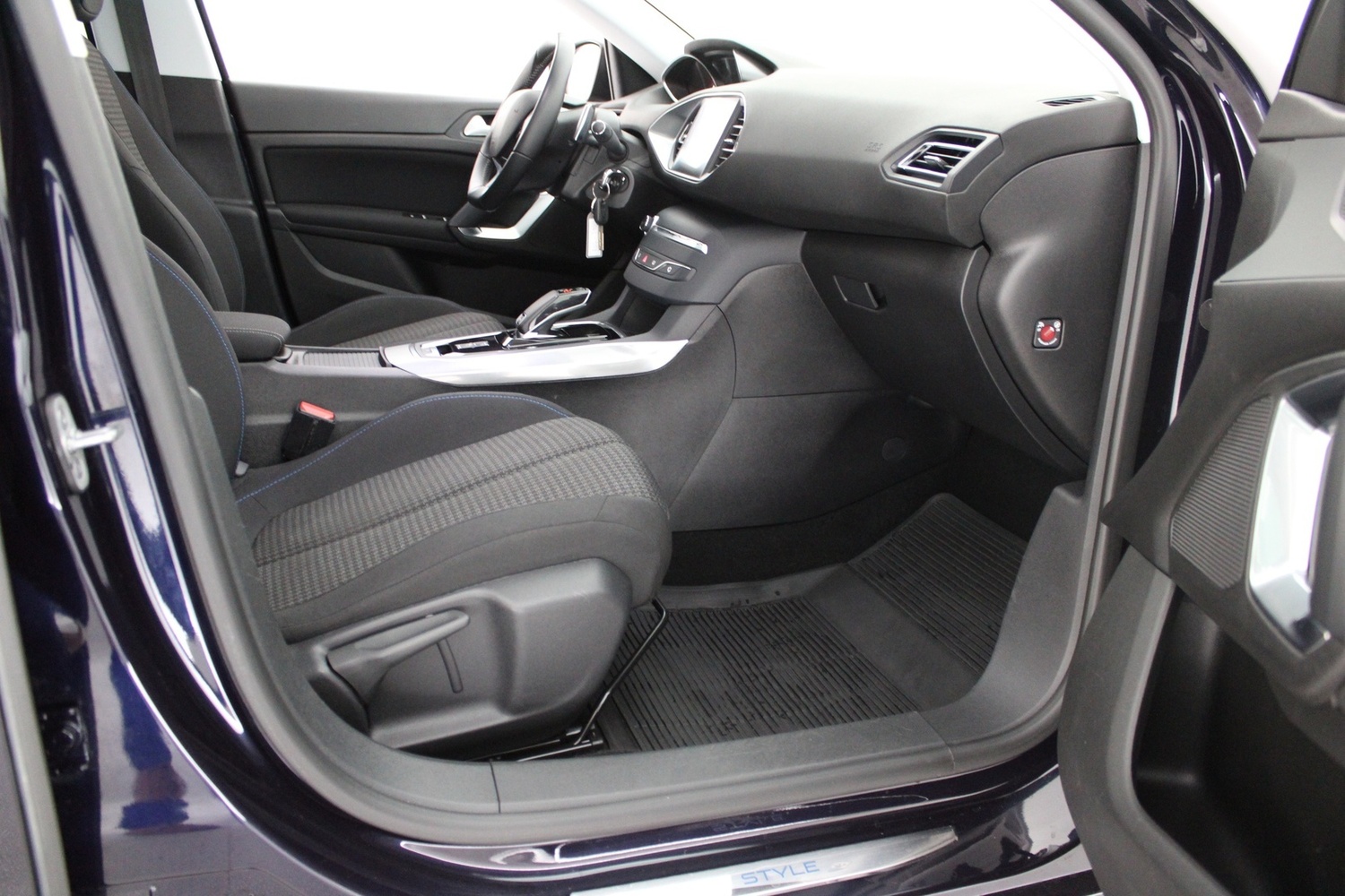 Peugeot 308 vaihtoauto