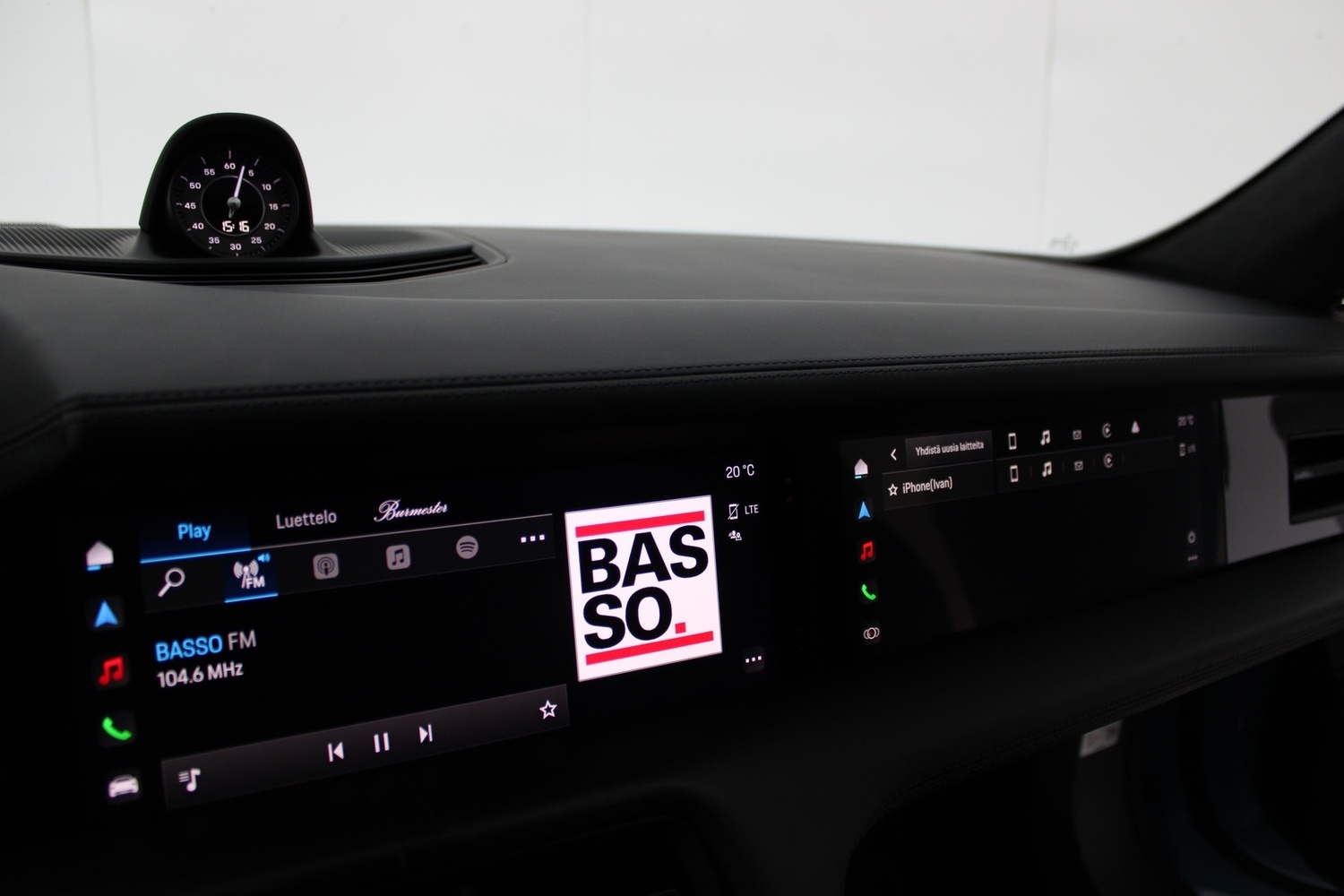 Porsche Taycan vaihtoauto
