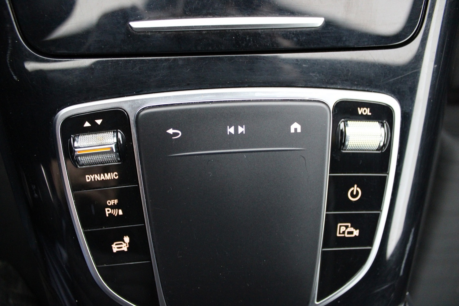 Mercedes-Benz EQC vaihtoauto