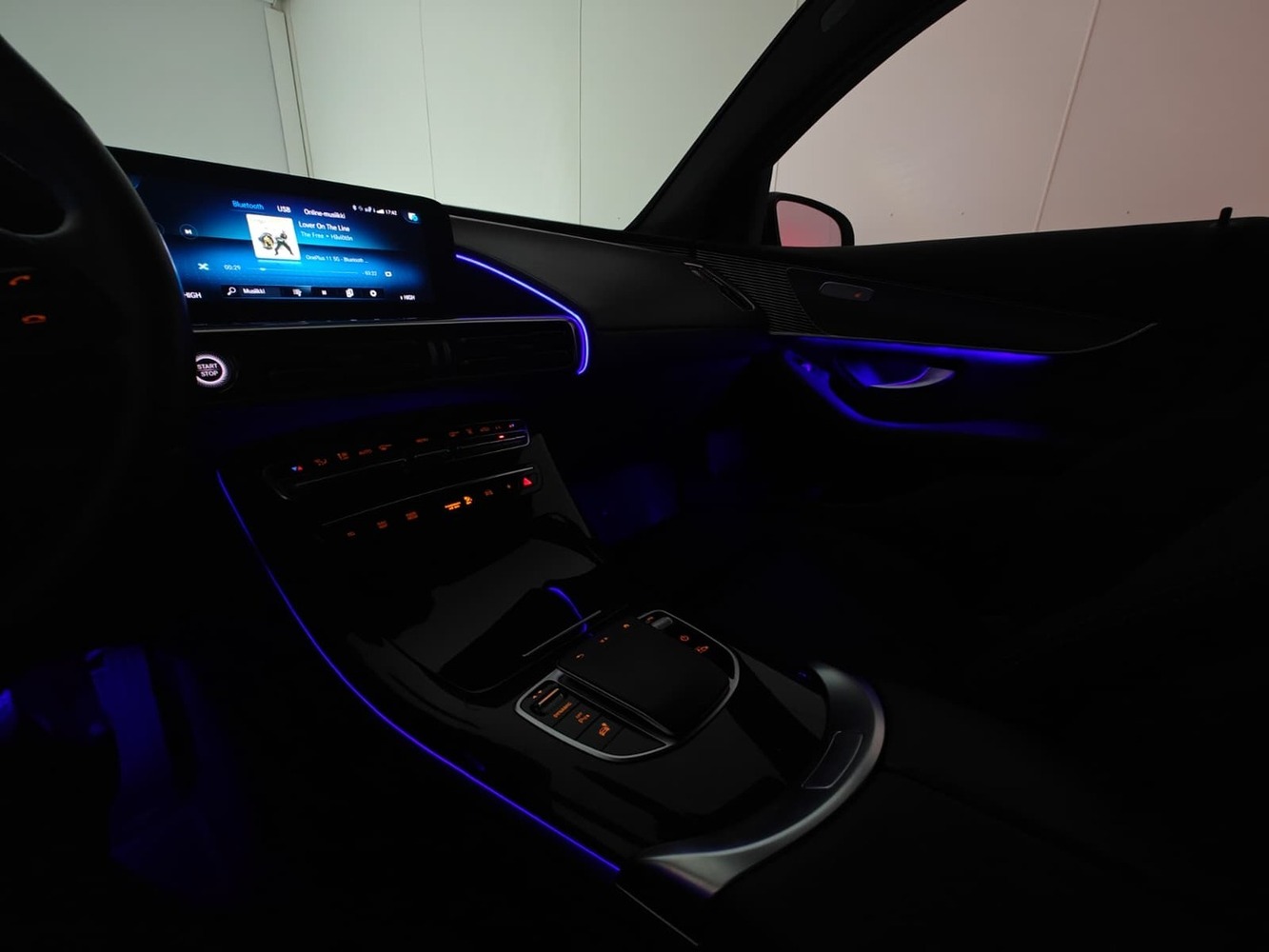 Mercedes-Benz EQC vaihtoauto