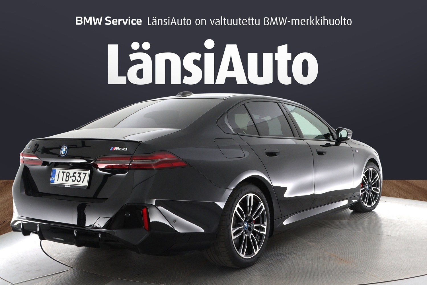 BMW i5 M60 vaihtoauto